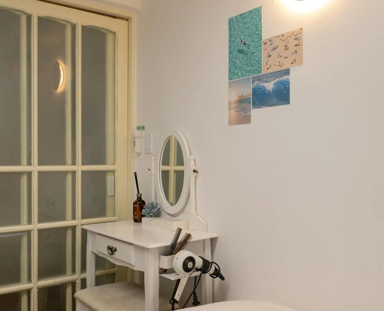 40S Cozy Stay Hongdae Seoul